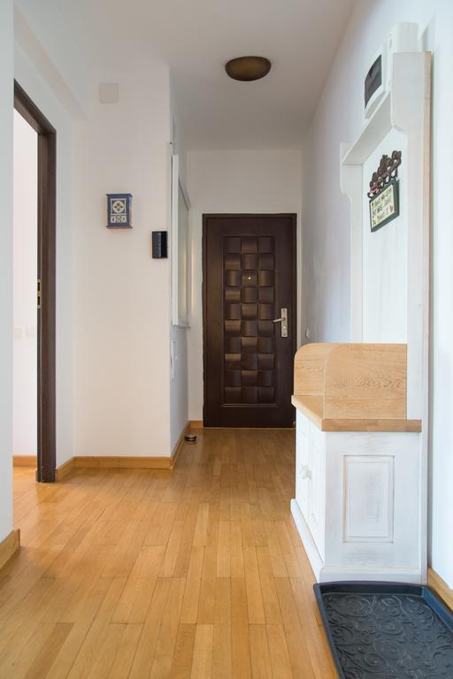 Silvia'S Apartment Voluntari Buitenkant foto